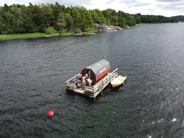 The sauna out on the lake