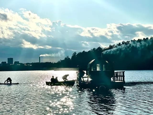 The floating sauna in the evening light